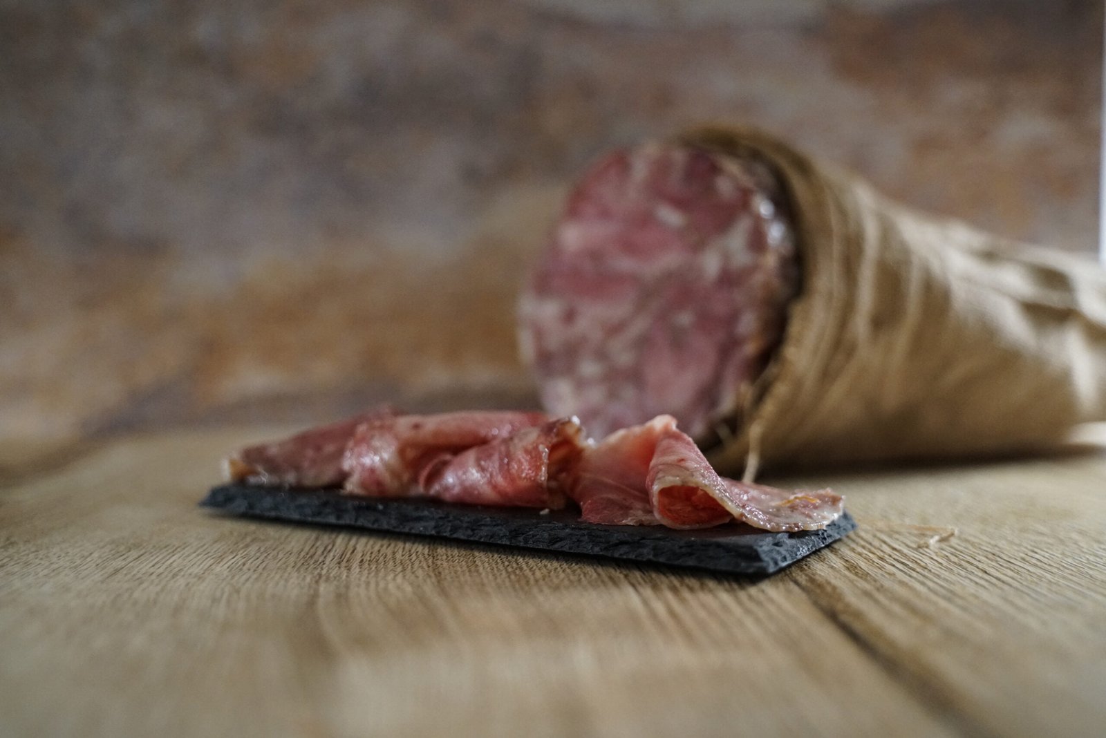 Salume di carne suina cotta, tradizionale italiano. In Toscana e Marche si gusta a fette grosse scottate, in Veneto a fette sottili con vino rosso.